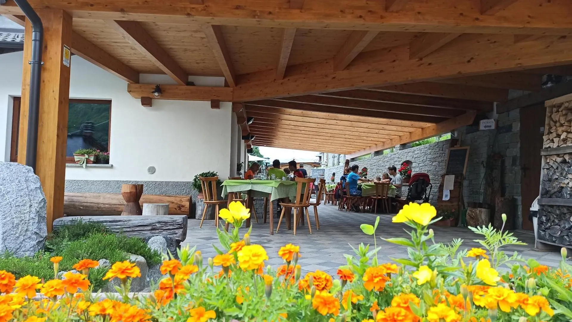 فندق Albergo Ristorante Miralago Campo